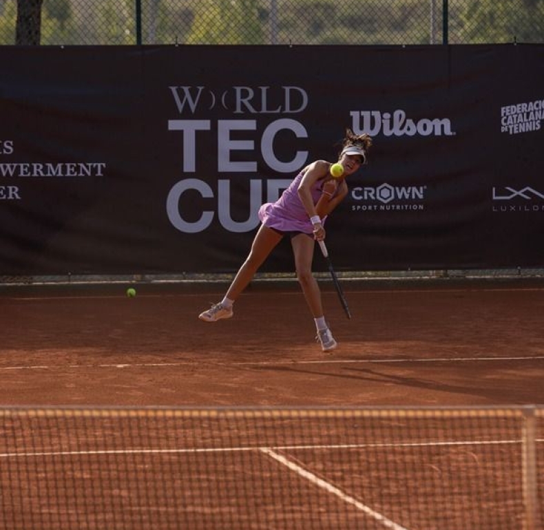 Мая Мичева е финалистка на сингъл и двойки на турнир от World Tennis Tour Juniors в Испания
