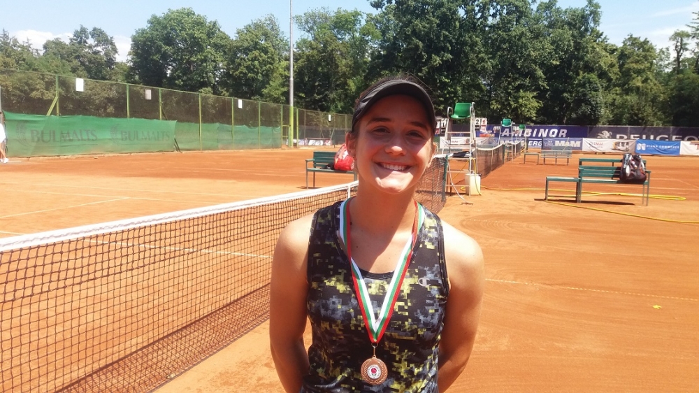 Димитрова и Конов са четвъртфиналисти на турнир от ITF в Румъния