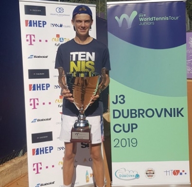 Нестеров триумфира с титлата на турнир от ITF в Хърватска без да загуби сет!