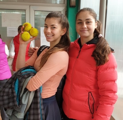 Дария Радулова и Елена Тренчева са полуфиналистки на турнир от ITF в Сърбия