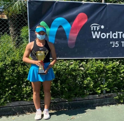 Яна Стоянова е шампионка по двойки и втора на сингъл на турнир от ITF в Албания 