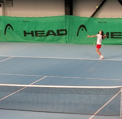 Ясни са полуфиналите на сингъл и финалите по двойки на Държавното лично първенство по тенис на закрито до 12 г.