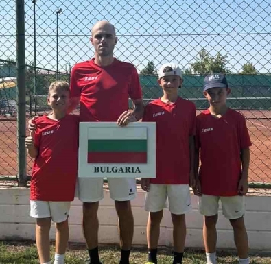 Момчетата на България до 12 г. победиха Украйна и се класираха за полуфиналите на европейската отборна купа
